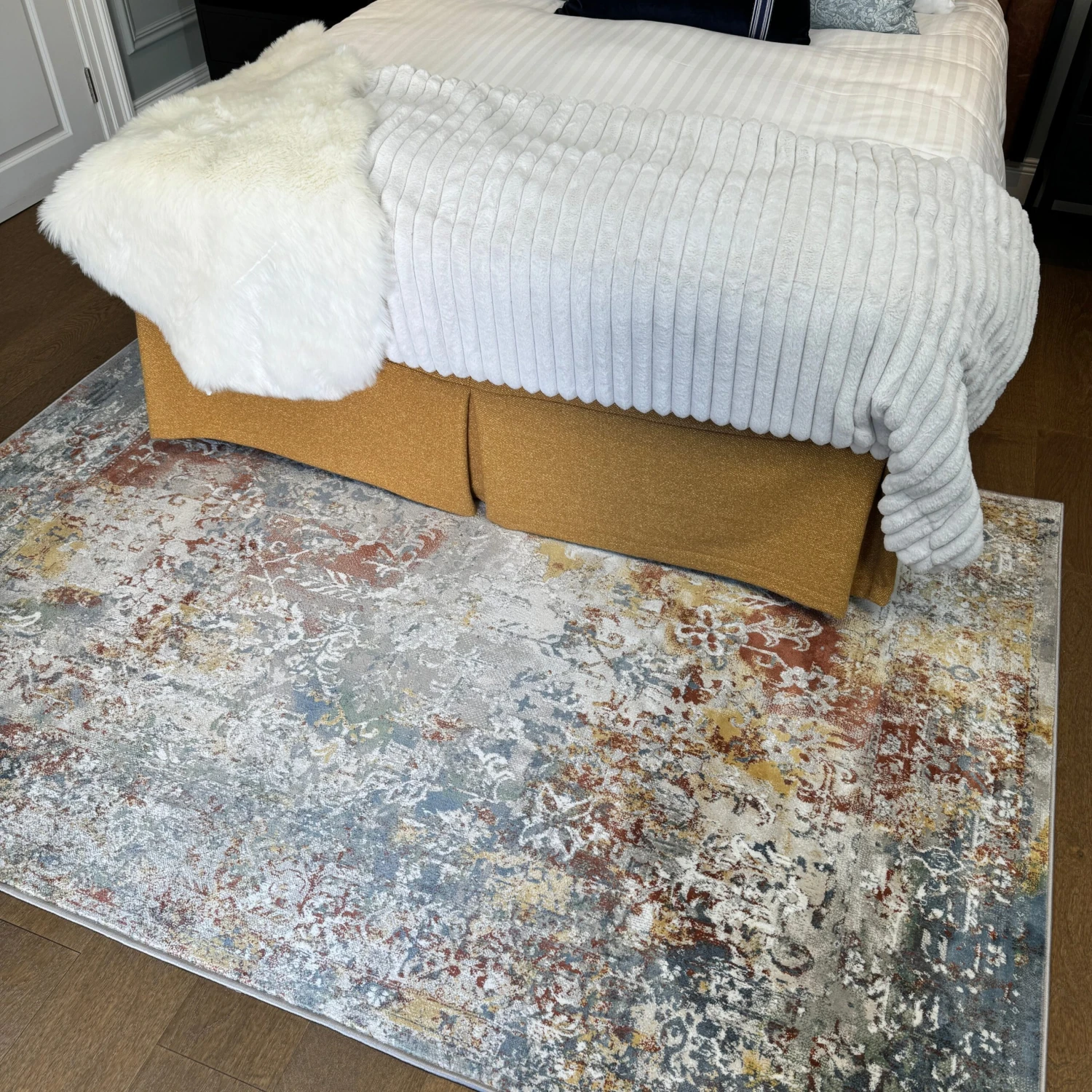 Rustic Colourful Boho Area Rug - Aiyana 3 Rustic Colourful Boho Area Rug - Aiyana - Image 3