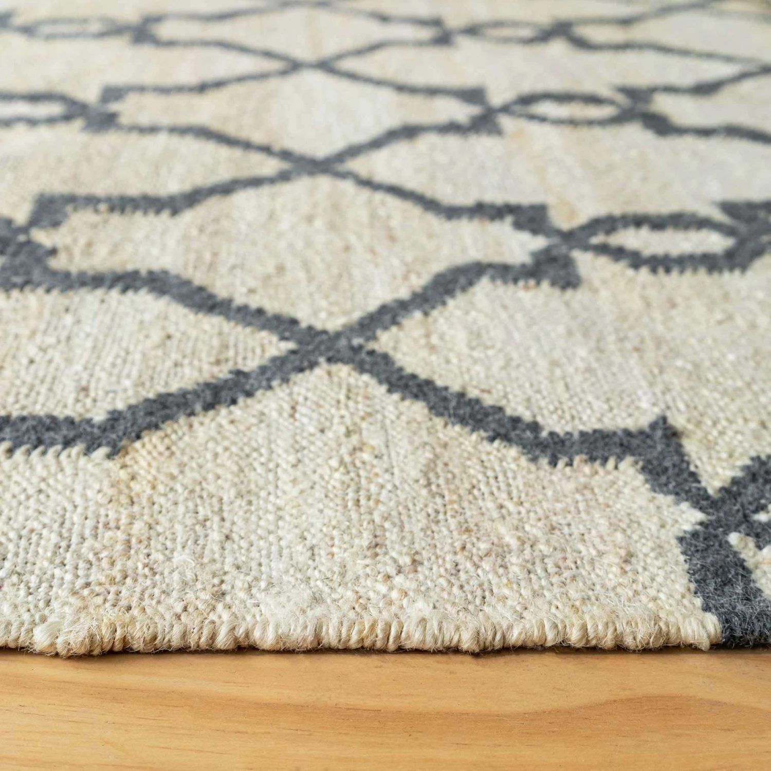 Cream Trellis Natural Jute Area Rug - Trellis 6 Cream Trellis Natural Jute Area Rug - Trellis - Image 6
