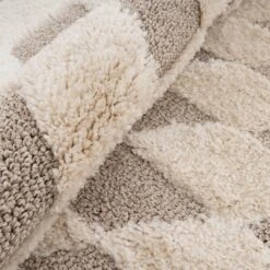 Beige White Rhombic Rug - Reva -Carpet Discount Store ashbee reva white 06753