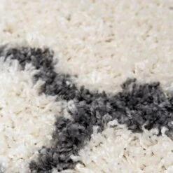 Cream Moroccan Trellis Shaggy Rug 13 Cream Moroccan Trellis Shaggy Rug -Carpet Discount Store florence denali cream 9526