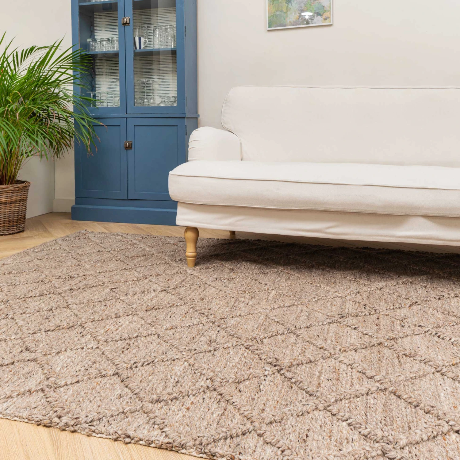 Handmade Beige Trellis Wool Area Rug - Diamond 5 Handmade Beige Trellis Wool Area Rug - Diamond - Image 5