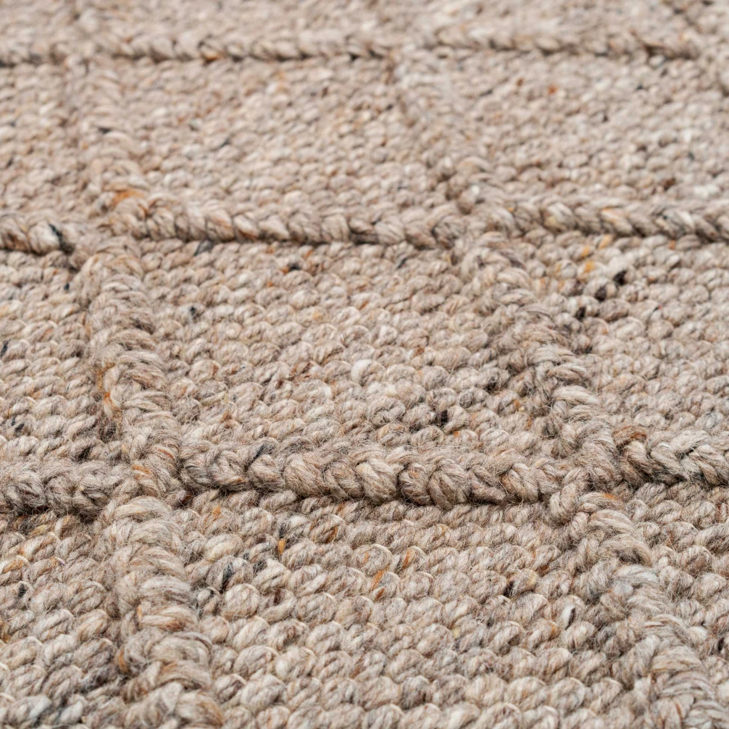 Handmade Beige Trellis Wool Area Rug - Diamond 6 Handmade Beige Trellis Wool Area Rug - Diamond - Image 6
